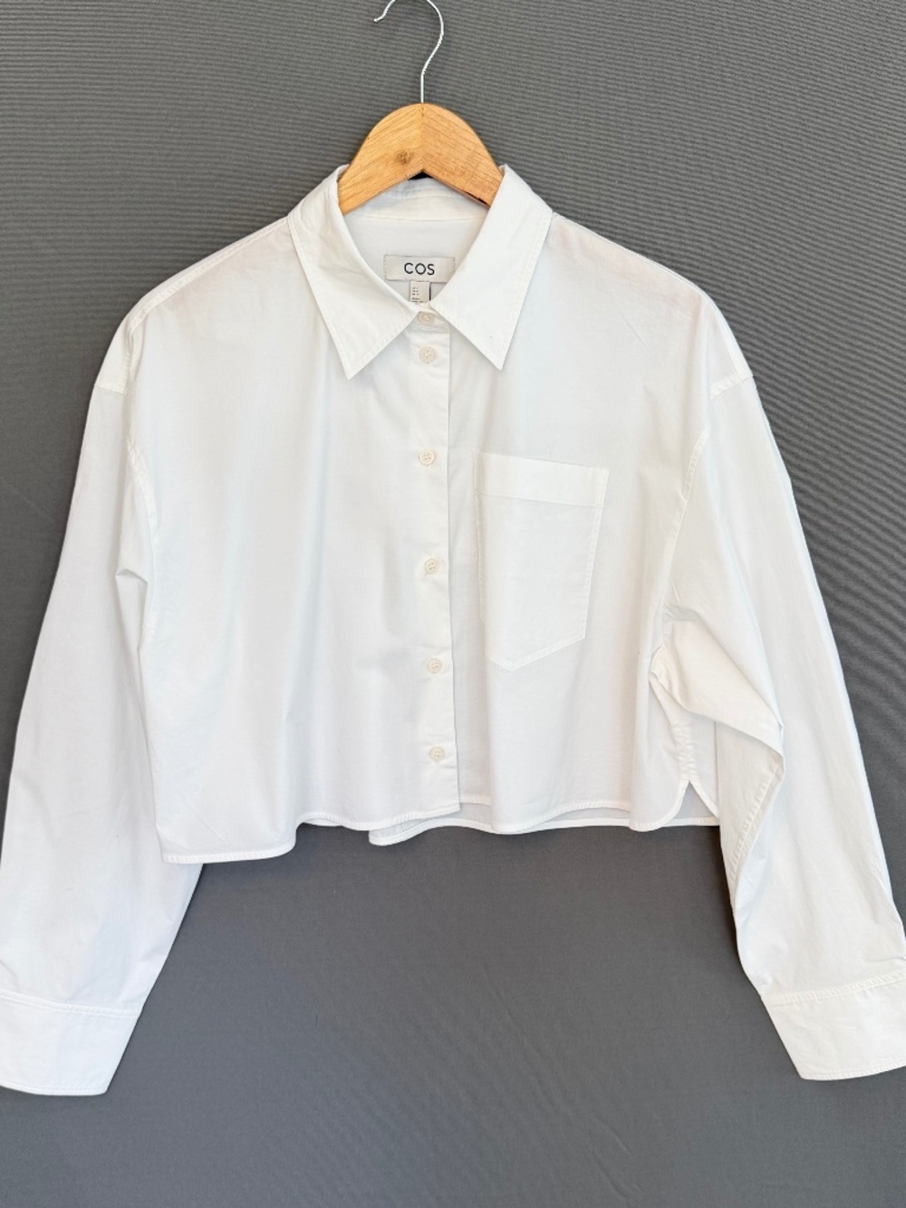 COS Women’s Size 12 White Cropped Button Front Shirt NEW FLAW